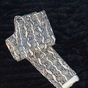 Size 8 Wild Fable High-Rise Skinny Jeans